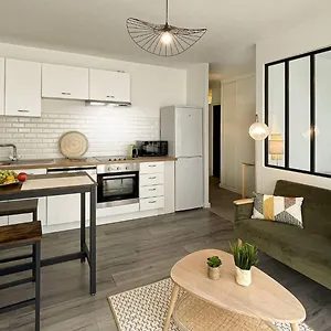 Homey Botania - New - En Hyper-centre - Cosy - Moderne - Netflix Et Wifi Inclus - Situé à 150m De La Gare Appartement Annemasse